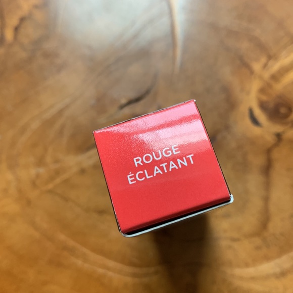 *NWT Boutique* Laura Mercier Rouge Essentiel in Rouge Eclatant - Picture 2 of 2